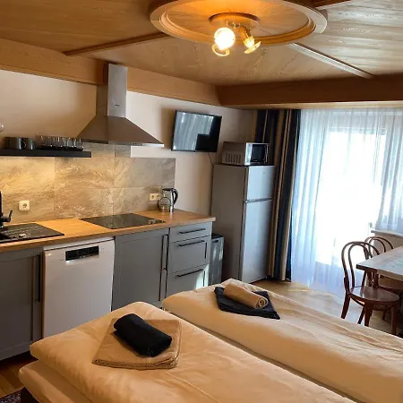 Fruehstueckspension Christina Guest house 3*