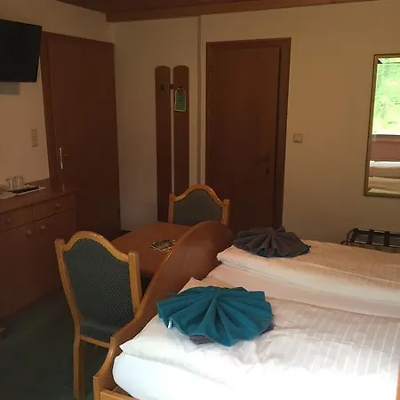 Guest house Fruehstueckspension Christina 3*