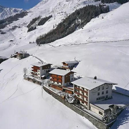 Πανσιόν Fruehstueckspension Christina Tux