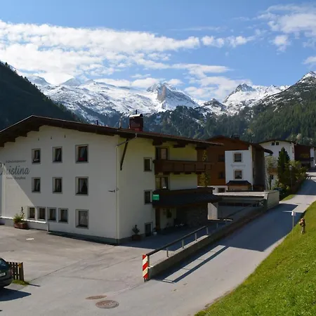 Guest house Fruehstueckspension Christina 3*