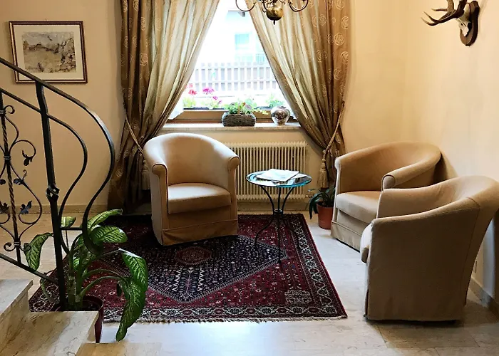 Fruehstueckspension Christina Pensjonat 3*