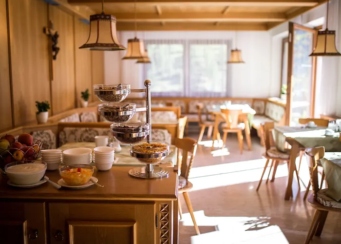 بيت ضيافة Fruehstueckspension Christina