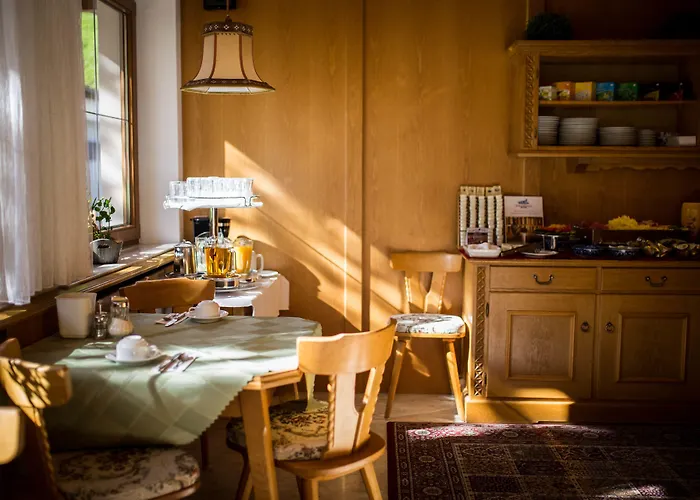 Fruehstueckspension Christina 3* تكس