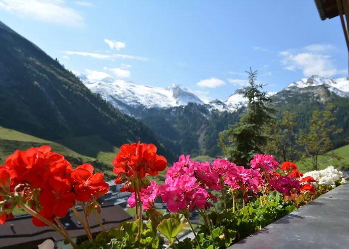 Fruehstueckspension Christina بيت ضيافة