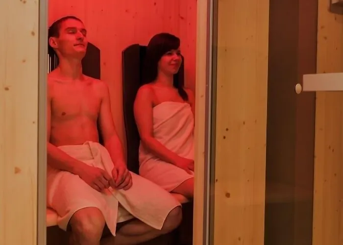 Fruehstueckspension Christina بيت ضيافة 3*