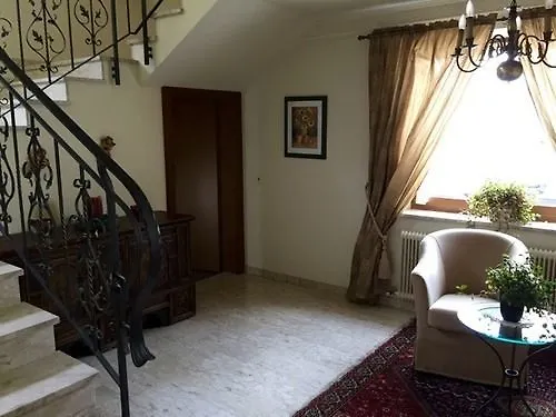 Fruehstueckspension Christina بيت ضيافة تكس