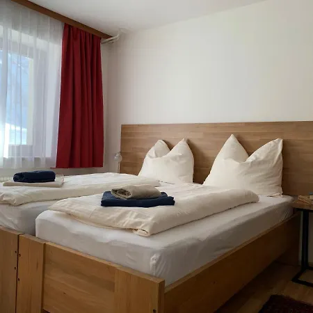 Fruehstueckspension Christina 3* Тукс