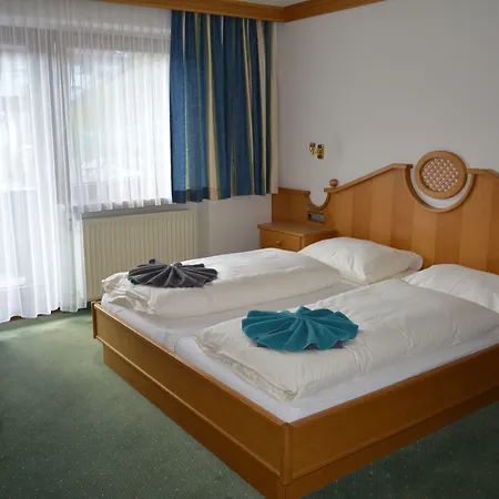 Fruehstueckspension Christina Konukevi 3*