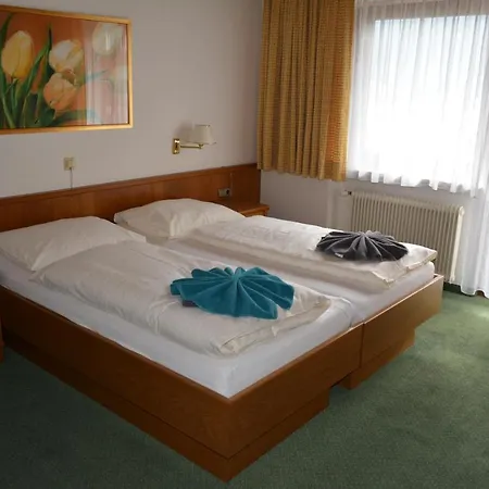 Fruehstueckspension Christina 3* Тукс