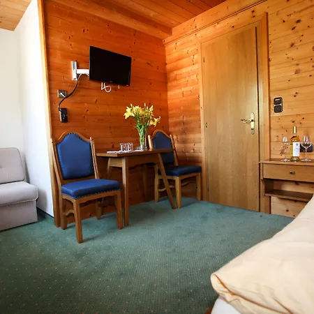 Fruehstueckspension Christina 3* Tux