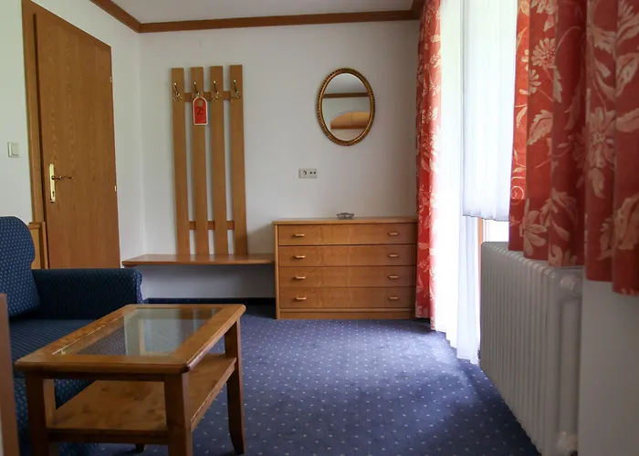 Fruehstueckspension Christina בית הארחה טוקס