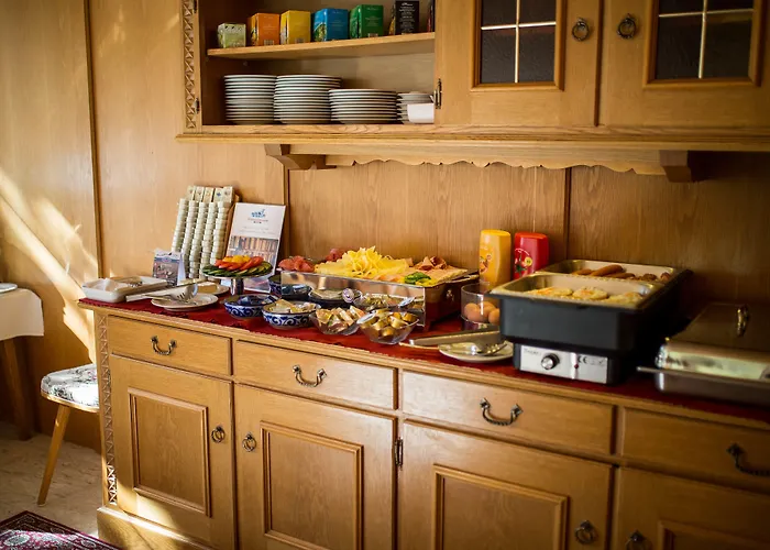 בית הארחה Fruehstueckspension Christina