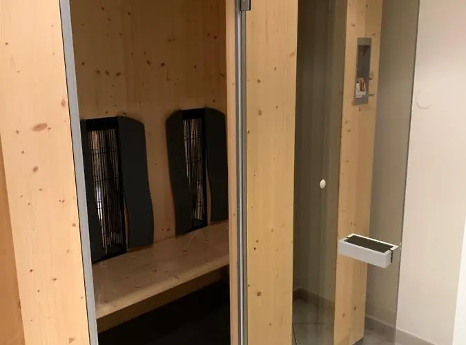 בית הארחה Fruehstueckspension Christina